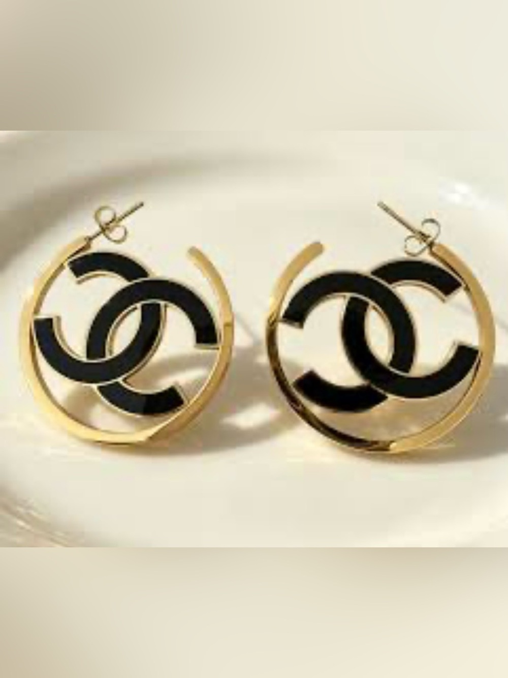 CC Hoops Black and Gold Interlocking Circle Earrings
